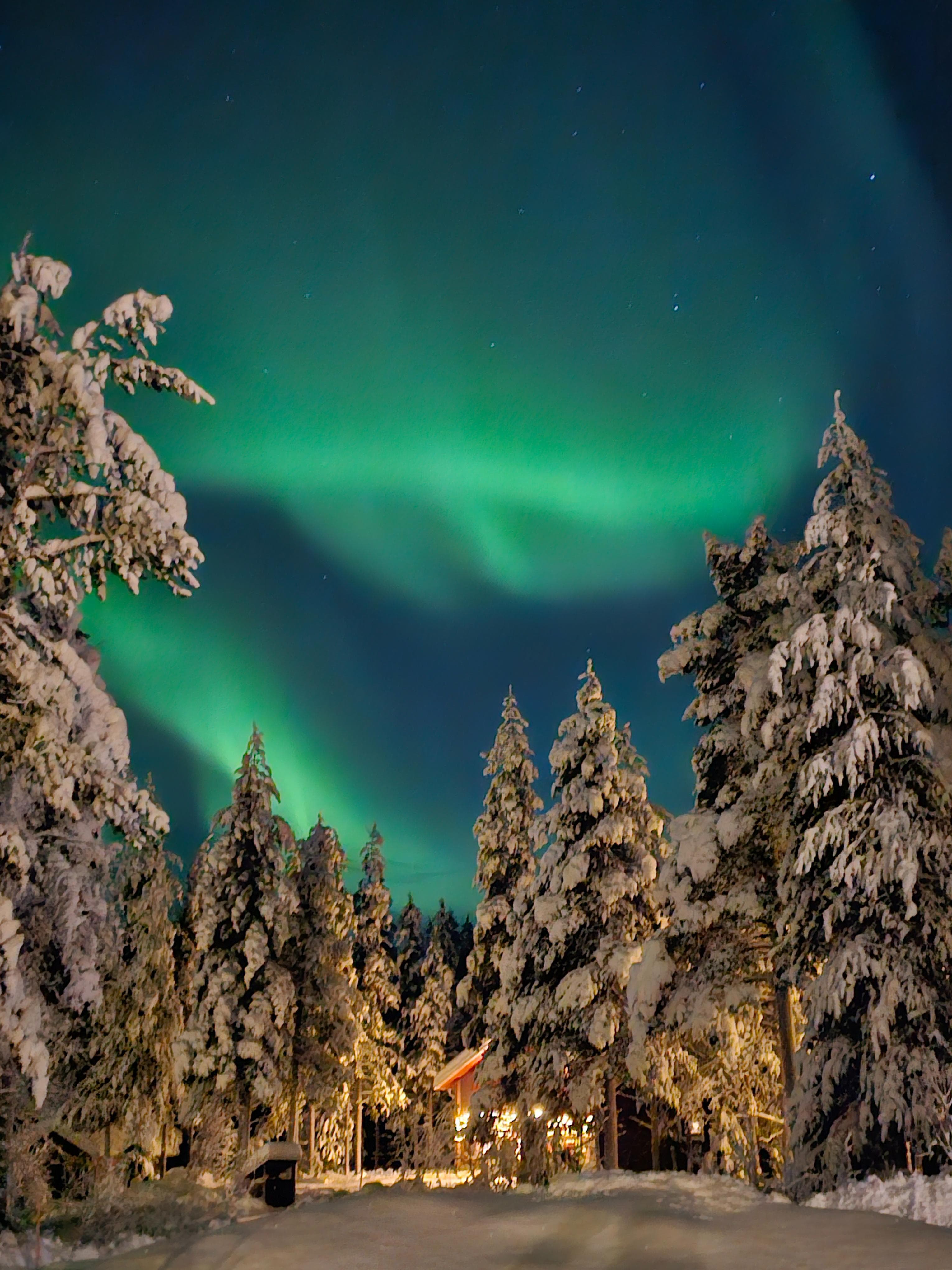 Northern Lights Hunting - Image 3